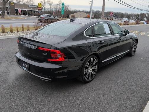 2023 Volvo S90 B6 Ultimate