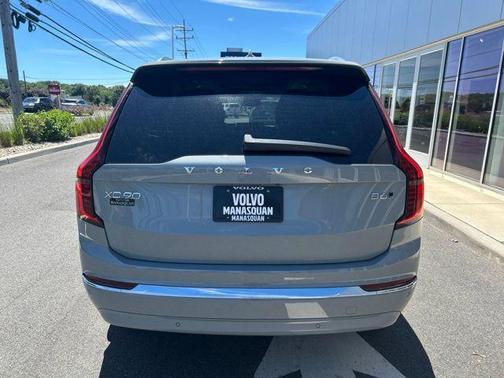Vapour Grey Metallic 2025 Volvo XC90 B6 Plus 7-Seater