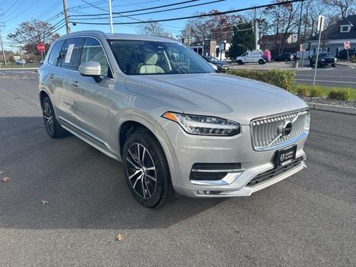 2024 Volvo XC90 B5 Core Bright Theme