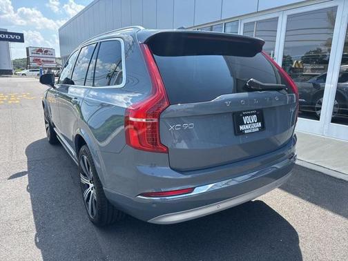 2022 Volvo XC90 T6 Inscription