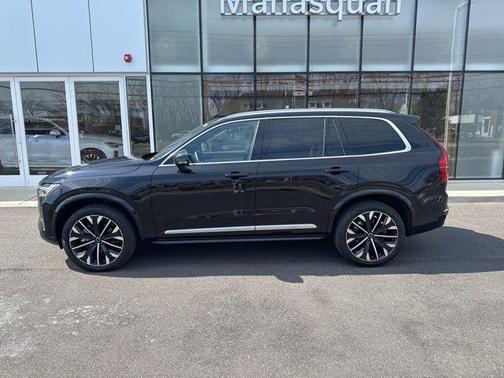 Onyx Black Metallic 2025 Volvo XC90 B5 Plus 7-Seater