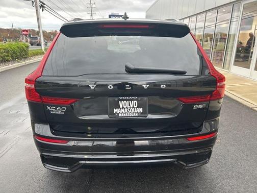 2025 Volvo XC60 B5 Core