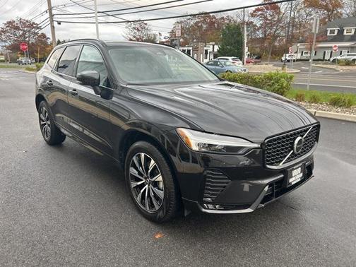 2025 Volvo XC60 B5 Core