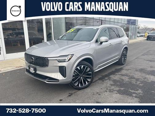 2025 Volvo XC90 B5 Plus 7-Seater