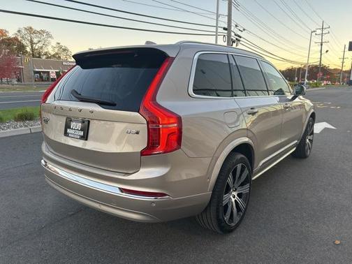 2024 Volvo XC90 B5 Plus Bright Theme