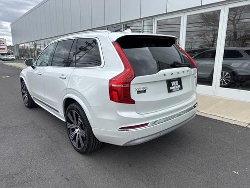 2022 Volvo XC90 T6 Inscription