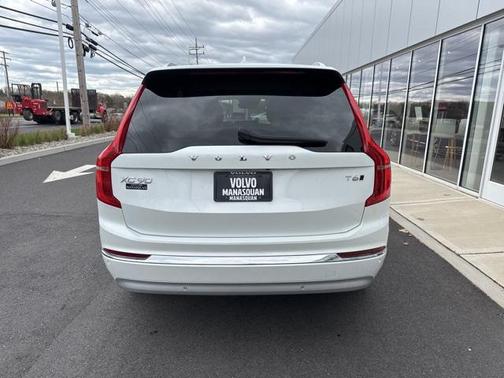 2022 Volvo XC90 T6 Inscription