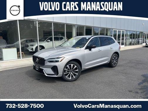 Silver Dawn Metallic 2025 Volvo XC60 B5 Plus