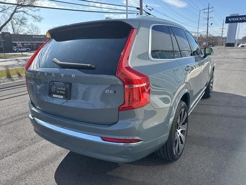 2023 Volvo XC90 B6 Ultimate 7-Seater