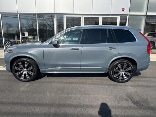 2023 Volvo XC90 B6 Ultimate 7-Seater
