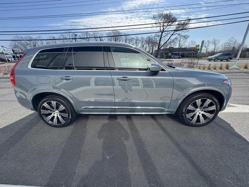 2023 Volvo XC90 B6 Ultimate 7-Seater