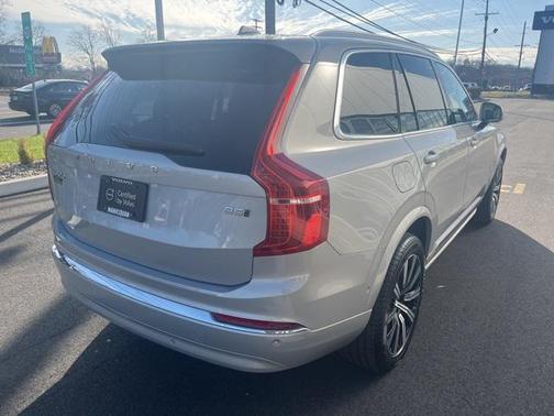 2024 Volvo XC90 B5 Plus Bright Theme