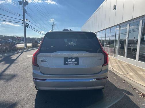 2025 Volvo XC90 B6 Plus 7-Seater