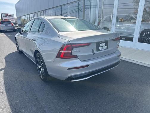 2025 Volvo S60 B5 Core