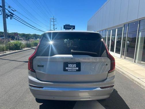 Silver Dawn Metallic 2025 Volvo XC90 B6 Plus 7-Seater