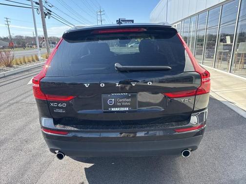 2020 Volvo XC60 T5 Momentum