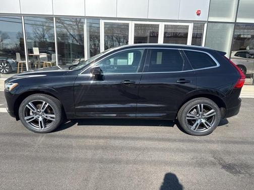 2020 Volvo XC60 T5 Momentum