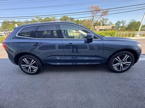 2019 Volvo XC60 T5 Momentum