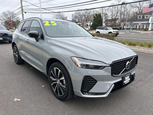 2025 Volvo XC60 B5 Plus