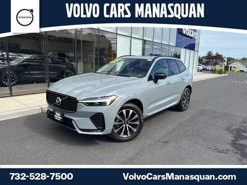 Vapour Grey Metallic 2025 Volvo XC60 B5 Plus