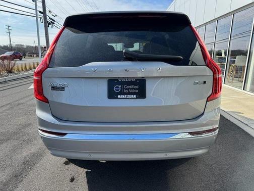 2024 Volvo XC90 B5 Plus Bright Theme