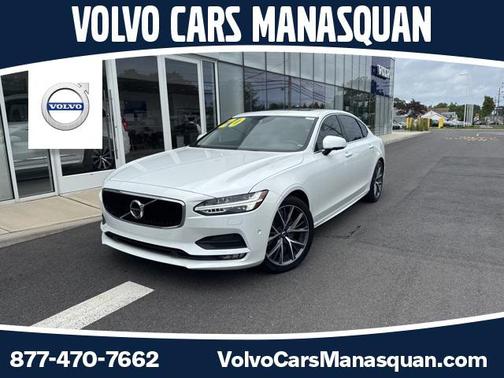 2020 Volvo S90 T6 Momentum