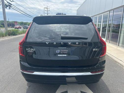 Onyx Black Metallic 2025 Volvo XC90 B5 Plus 7-Seater