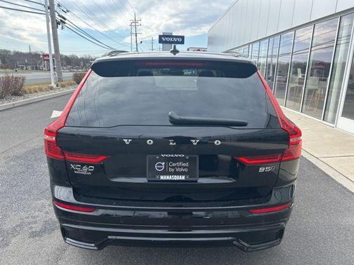 2025 Volvo XC60 B5 Plus