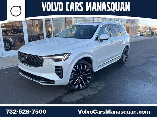 2025 Volvo XC90 B6 Plus 7-Seater