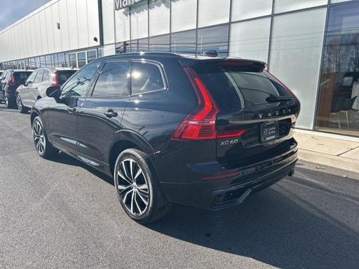 2025 Volvo XC60 B5 Plus