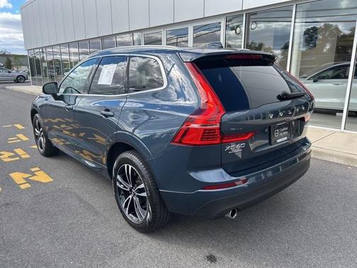 2021 Volvo XC60 T5 Momentum