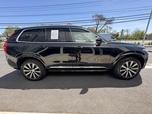 2024 Volvo XC90 B5 Plus Bright Theme