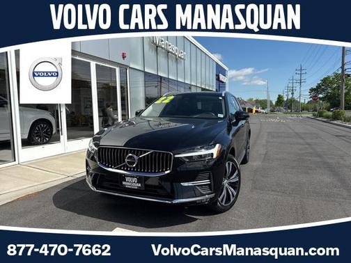 2022 Volvo XC60 B5 Inscription