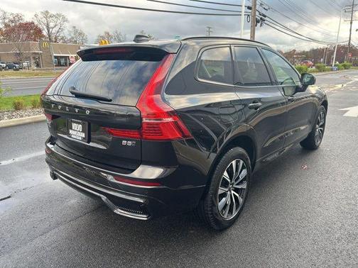 2025 Volvo XC60 B5 Core