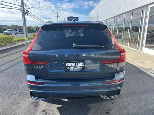 2025 Volvo XC60 B5 Plus