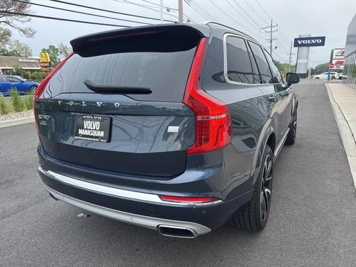 2021 Volvo XC90 Recharge Plug-In Hybrid T8 Inscription Expression 7 Passenger