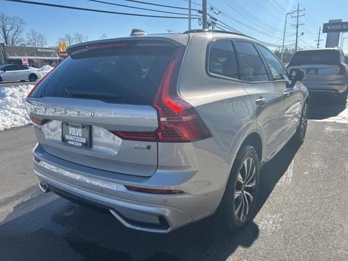 2025 Volvo XC60 B5 Plus