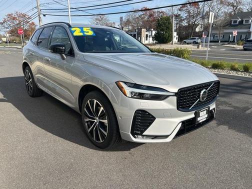 2025 Volvo XC60 B5 Plus