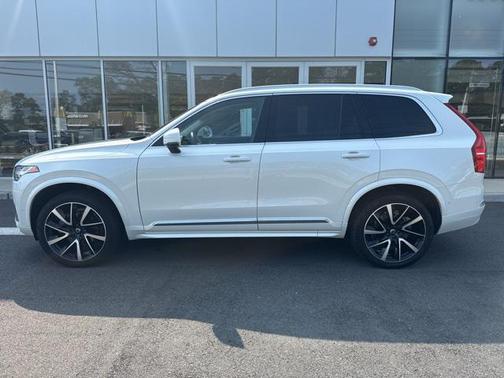 2023 Volvo XC90 B6 Plus 6-Seater