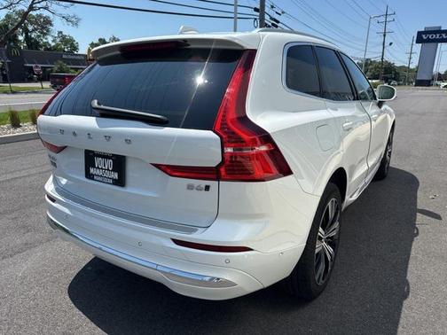2022 Volvo XC60 B6 Inscription