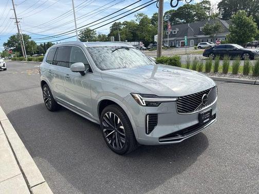 Vapour Grey Metallic 2025 Volvo XC90 B6 Plus 7-Seater