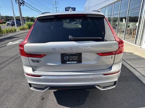 2025 Volvo XC60 B5 Plus
