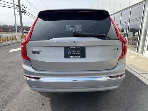 2024 Volvo XC90 B5 Plus Bright Theme