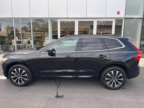 2023 Volvo XC60 B5 Core