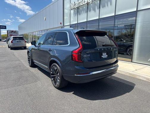 Denim Blue Metallic 2025 Volvo XC90 B6 Plus 7-Seater
