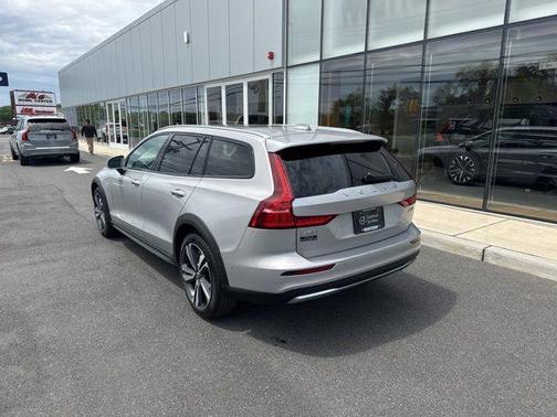 Silver 2025 Volvo V60 Cross Country Plus, B5 AWD Gas (mild hybrid)