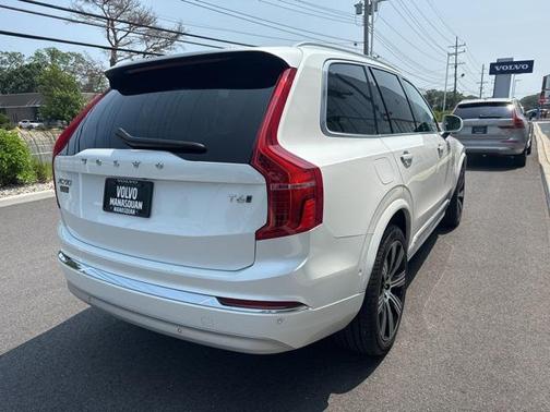 2022 Volvo XC90 T6 Inscription