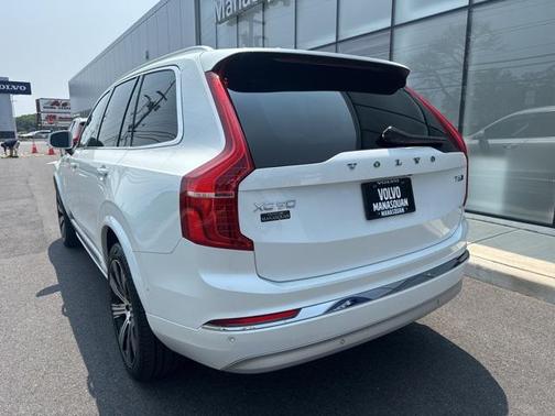 2022 Volvo XC90 T6 Inscription