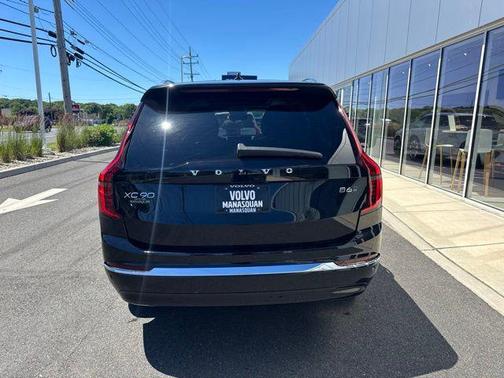 Onyx Black Metallic 2025 Volvo XC90 B6 Plus 7-Seater