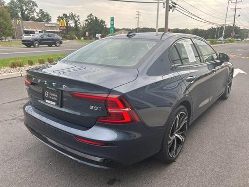 2025 Volvo S60 B5 Core